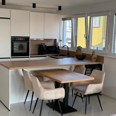 شقة Arminan 52 Terrace, Pool Free Parking -novigrad