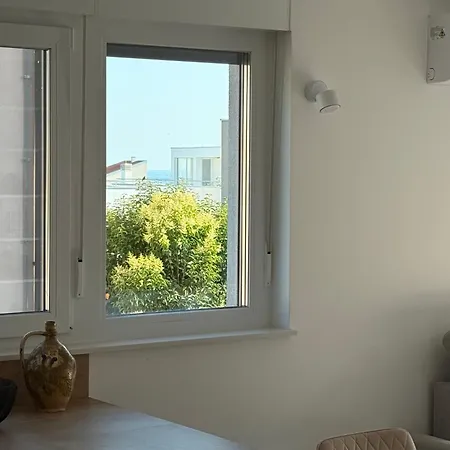 Arminan 52 Terrace, Pool Free Parking -novigrad شقة